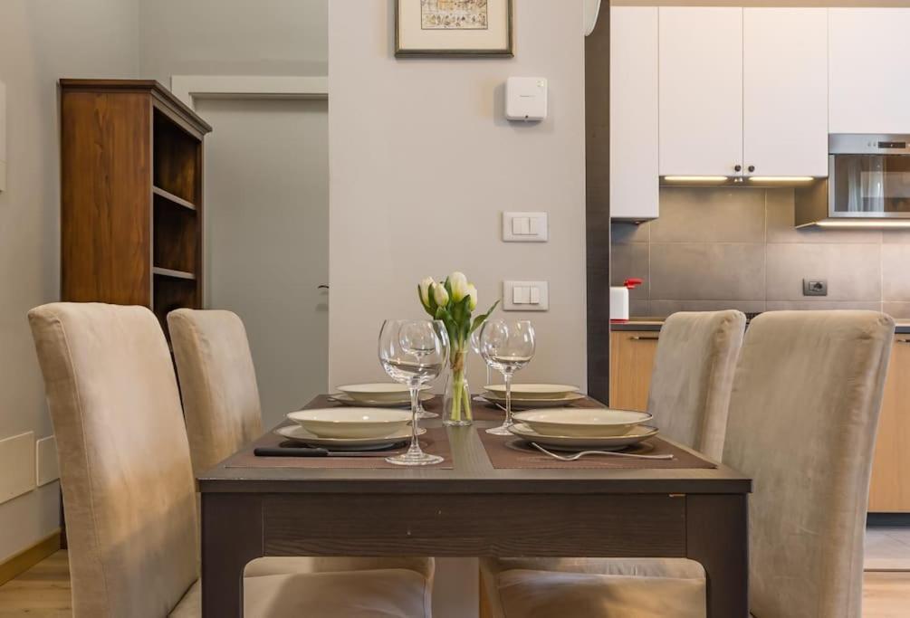 Sunshine Home Porta Nuova เวโรนา ภายนอก รูปภาพ